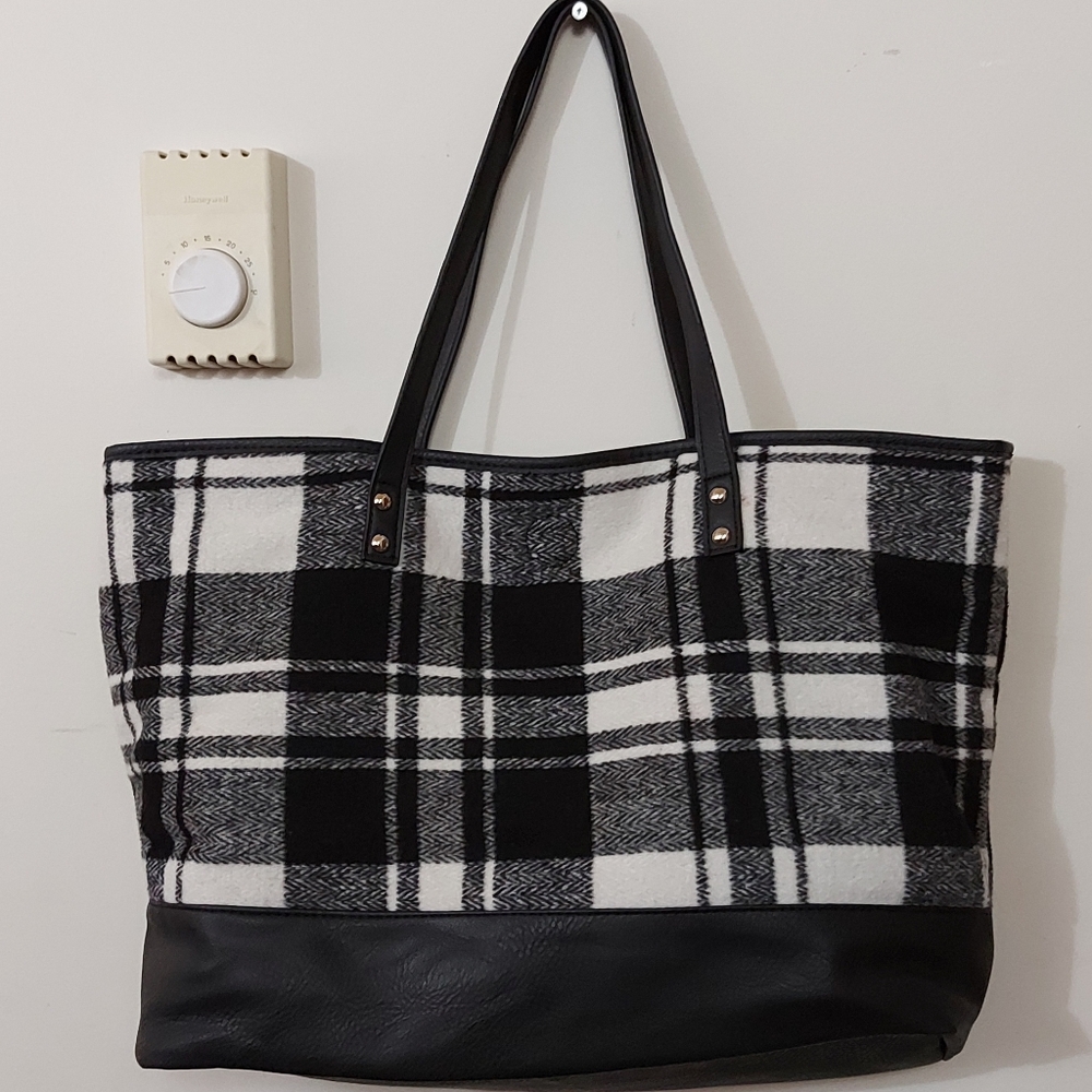 G.H. Bass reversible tote